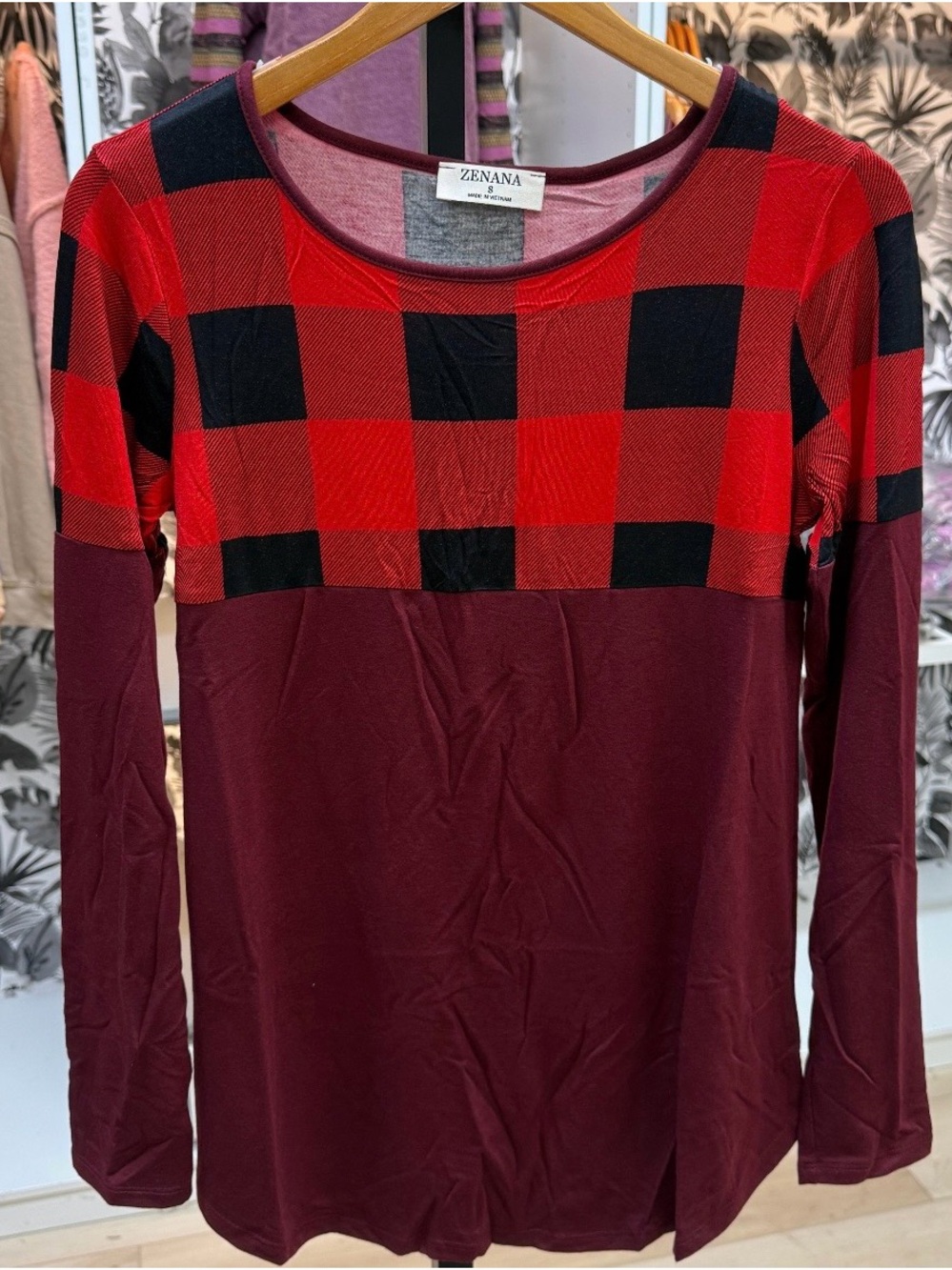 Case pack Zenana red and black 6pc case-pack tops- Classic Solid sm- xl